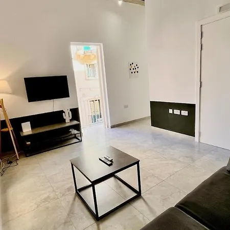My Place In The شقة إيل فورجانا