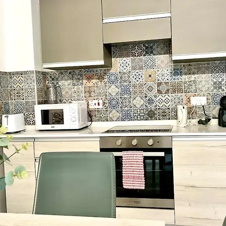 My Place In The شقة