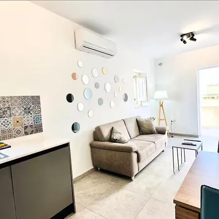 شقة My Place In The *