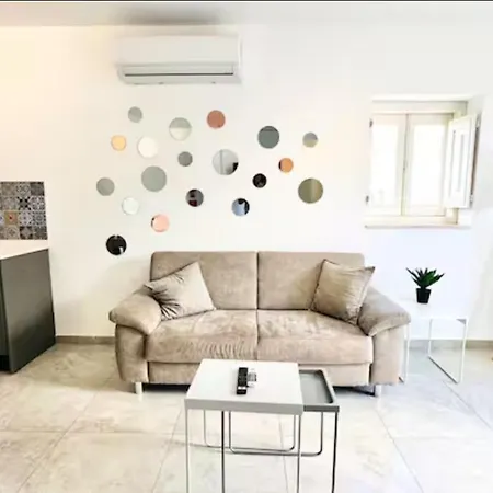 My Place In The إيل فورجانا
